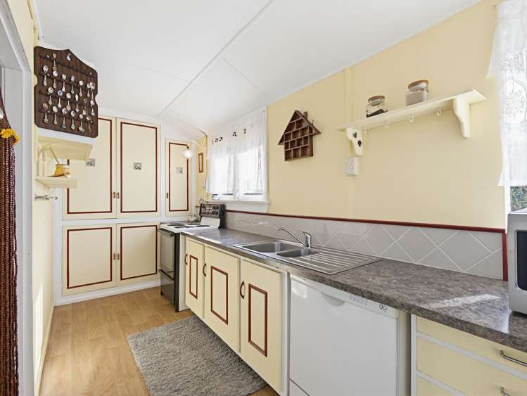 80 Pacific Drive Southbridge_9