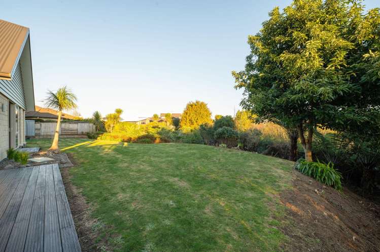 136 Saint James Drive Huntington_27