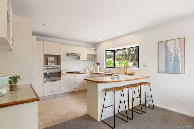 6 Goldfinch Rise Unsworth Heights_4