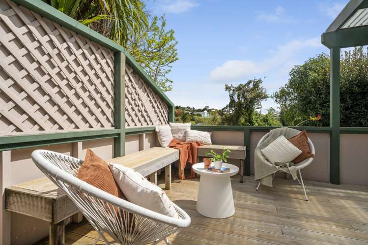 23 Goods Road Otumoetai_12