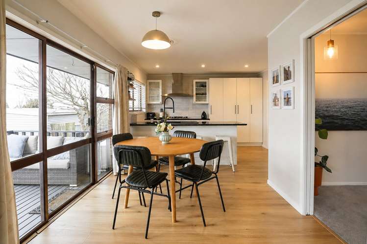 15 Salmond Place Dinsdale_21