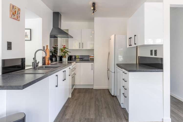 22 Wharf Road Ostend_8