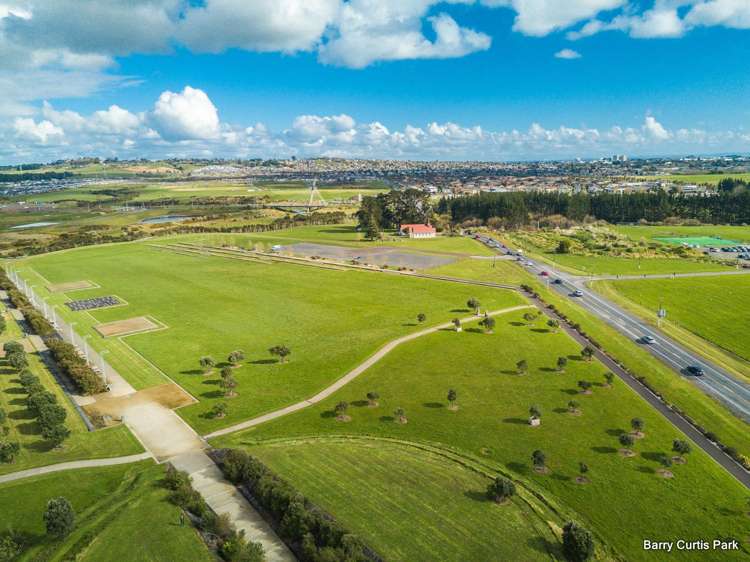 14 Magnetite Lane Flat Bush_23