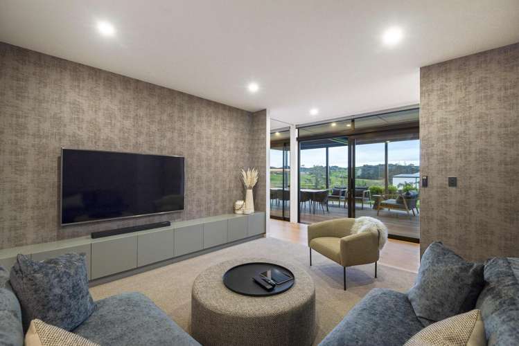 59 Grayson Road Wainui_14