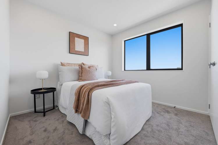 73,75/79 Cnr Terry Street and McFadzean Drive Blockhouse Bay_20