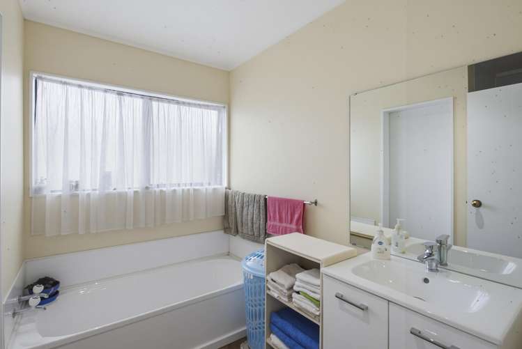 13 Douglas Street Levin_13