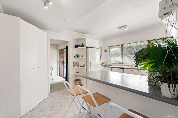 11 Trust Place Sunnyhills_10