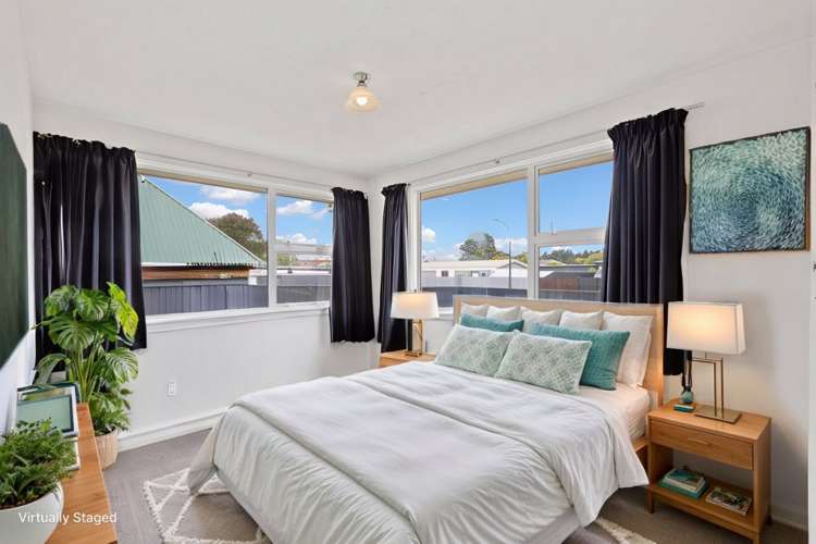 4 Chartwell Street Burwood_2