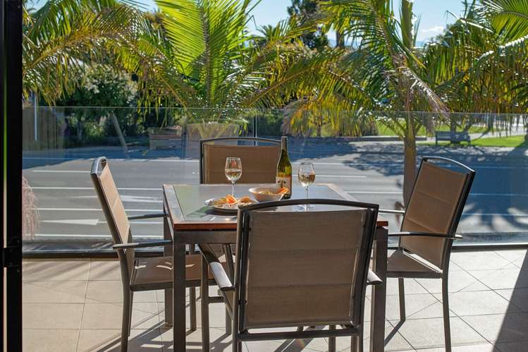 10/5 Bisley Avenue Moana_22