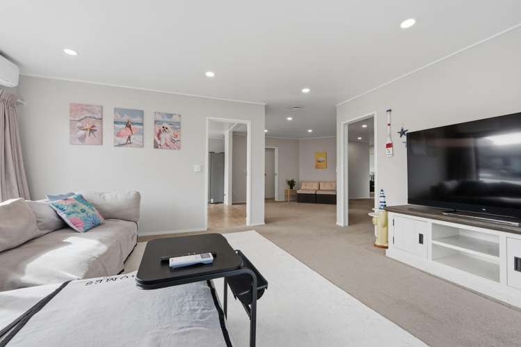 47 Loloma Drive_5