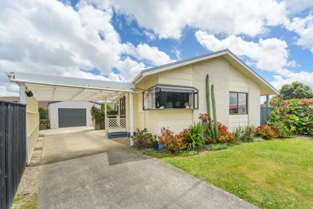 31 Dalwood Grove Highbury_1