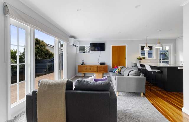 9 Rona Street Eastbourne_3