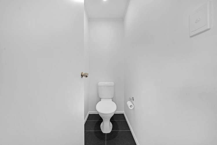 36 Elderberry Road Burswood_18