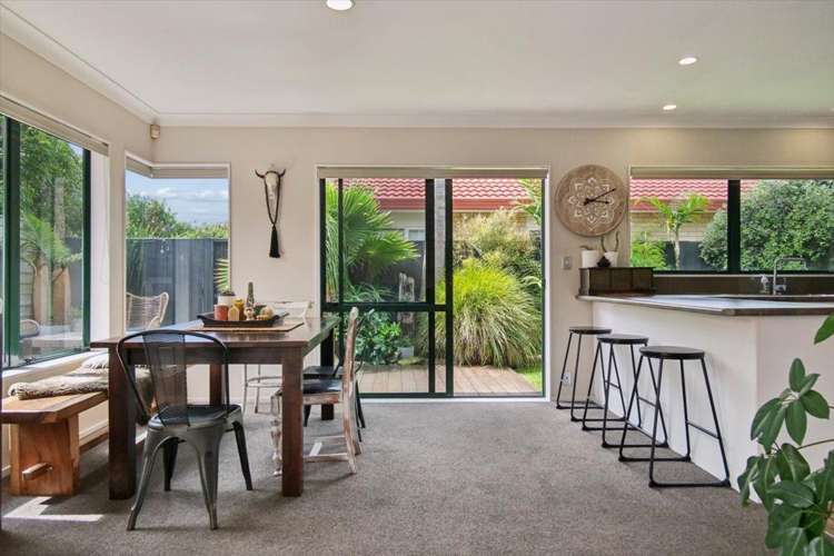 34 Athena Grove Papamoa_14