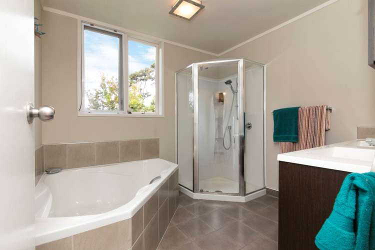 9 Brownie Road Laingholm_7