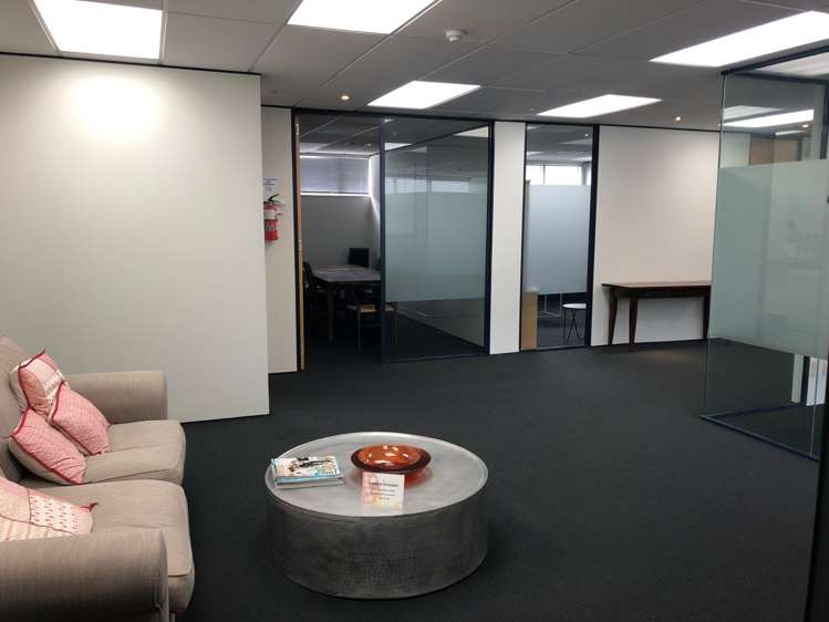 Level 2, Suite 7/18 Northcroft Street Takapuna_1