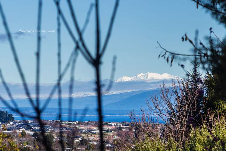 9 Armstrong Grove Hilltop_1