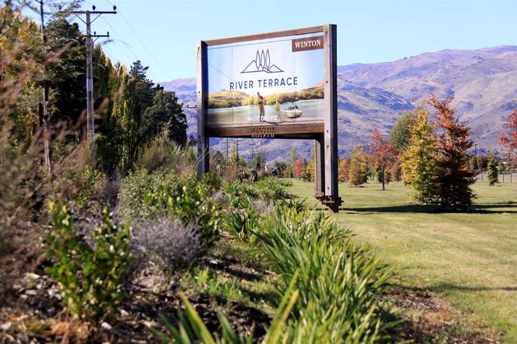 90 Stone Drive Cromwell_7