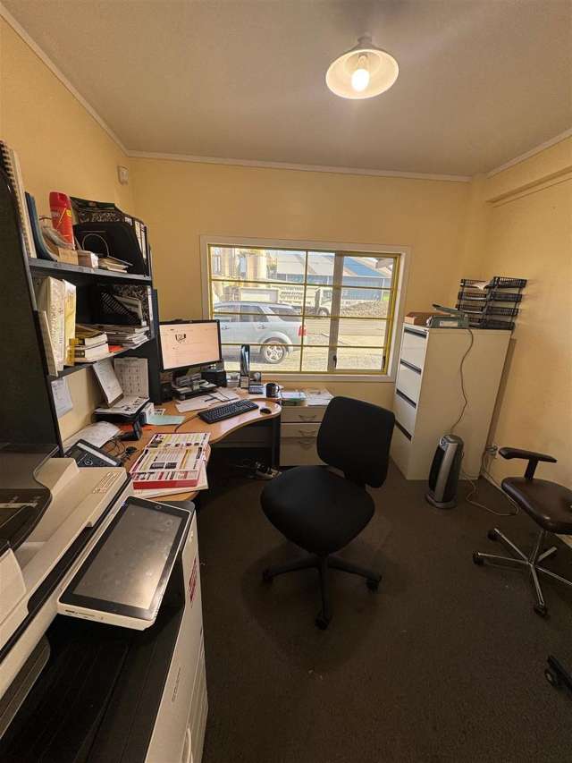 182 Gracefield Road Gracefield_3