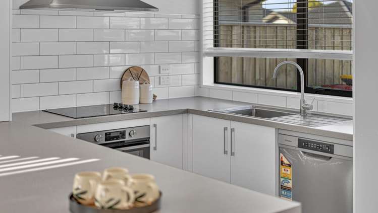 5 Chambers Avenue Woodend_21