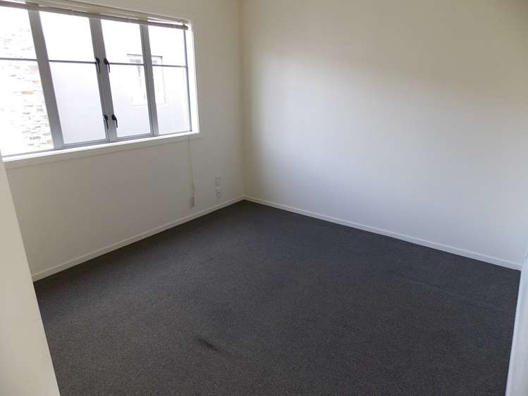 2c/3 Keystone Avenue Mount Roskill_10