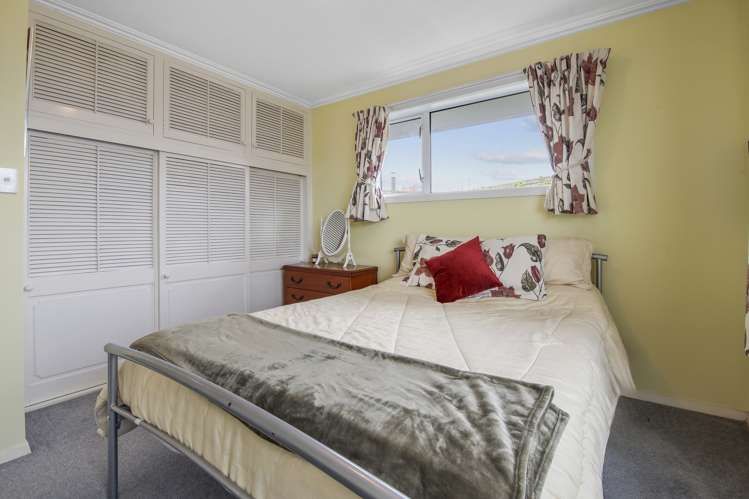 17 Hillcrest Place Avonhead_12