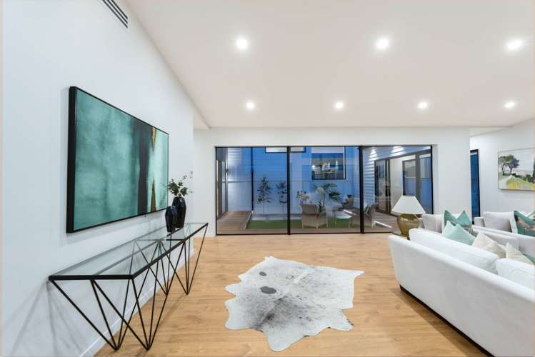 18 & 18a Katote Avenue Swanson_10