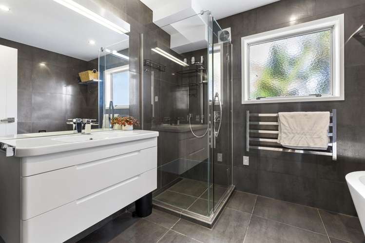 2 Stredwick Drive Torbay_24