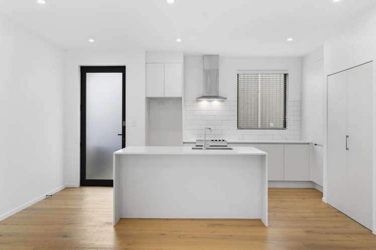8/37 Saint Vincent Remuera_9