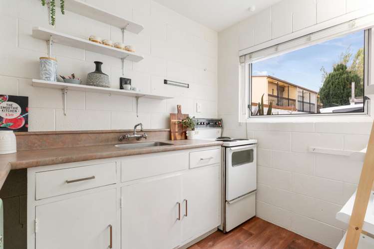 9/265 Worcester Street_5