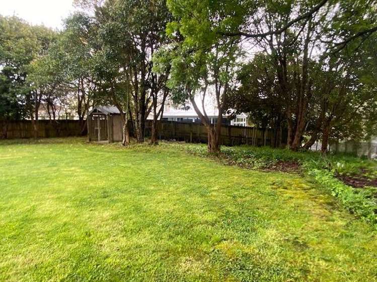 40 Gracechurch Drive 10673_1