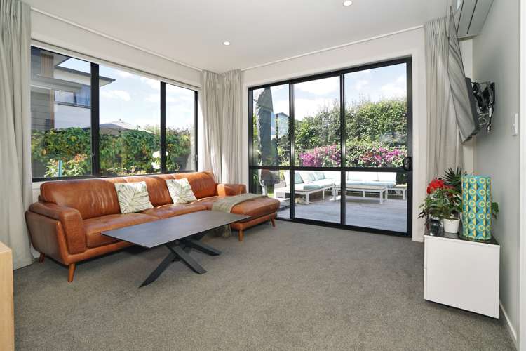 2/60 Queenwood Avenue Queenwood_6