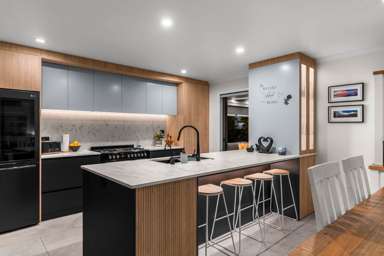 71 Pyle Road West_3