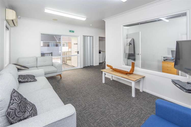 348 Te Rapa Road Beerescourt_5