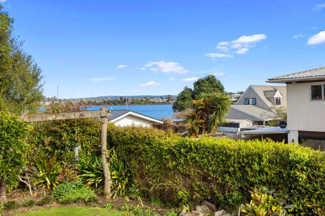 2/57 Turret Road Tauranga South_2