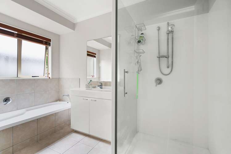 8 Balmacewan Drive Kamo_11