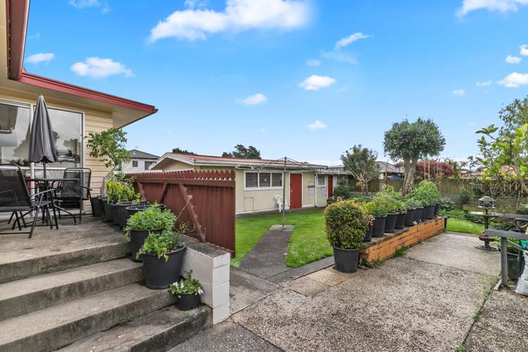 8 Grebe Street Manurewa_13