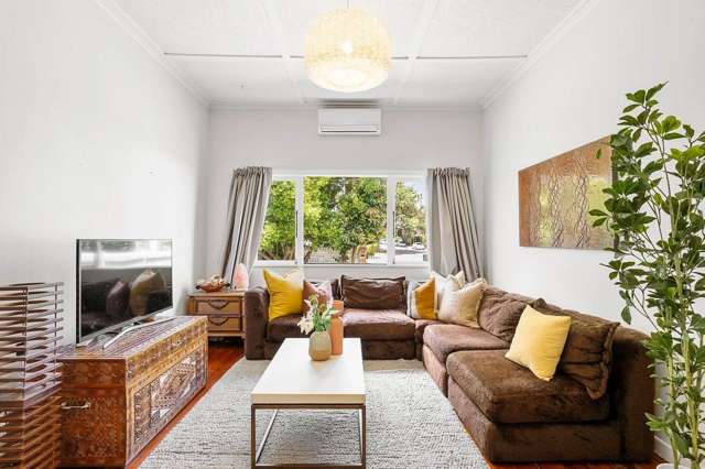 17 Preston Avenue Mt Albert_2