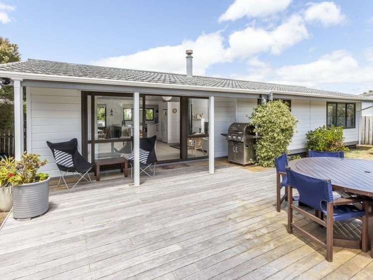 7 Courtney Close Pauanui_7