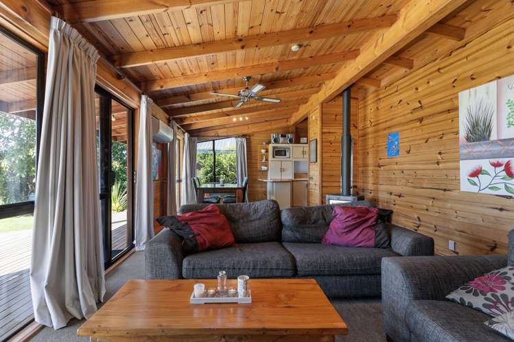 33 Hadley Wood Drive Wattle Downs_8