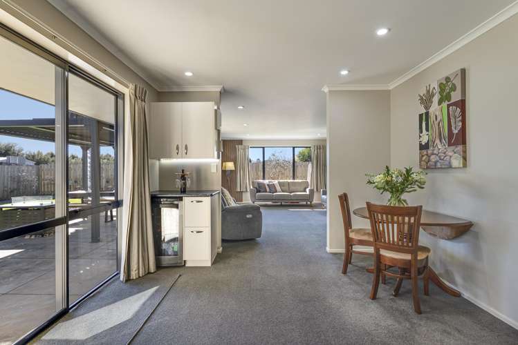 16 Monaco View Stoke_3