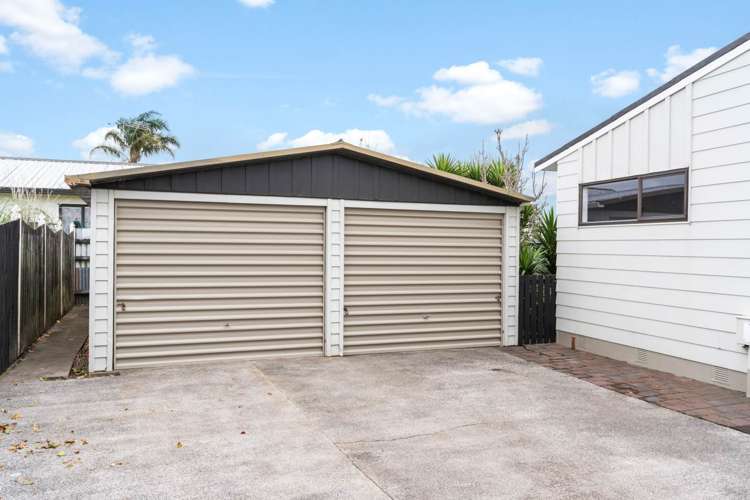 15 Le Havre Place Takanini_11