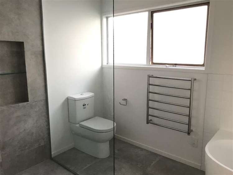 1/50 Seaview Road Castor Bay_8