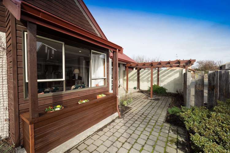 8 Churchill Avenue Allenton_21