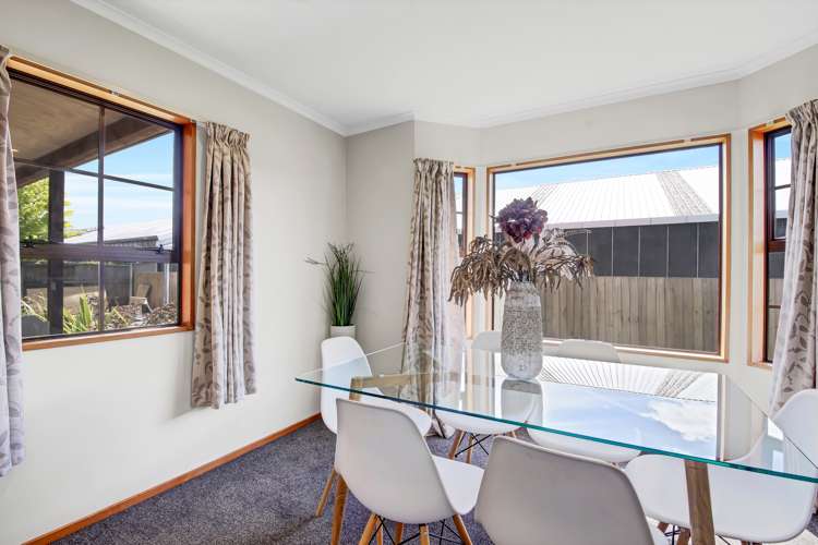 41 Birchfield Avenue Dallington_15