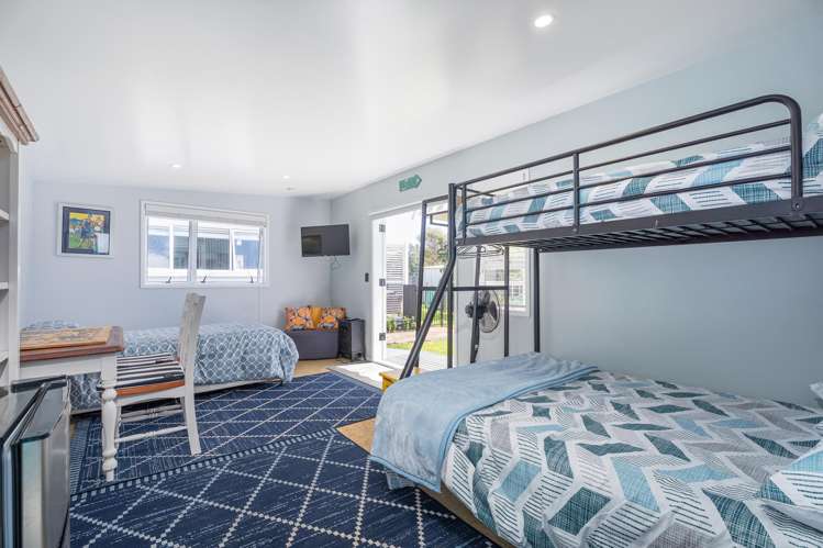 353 Main Sh25 Road Tairua_24