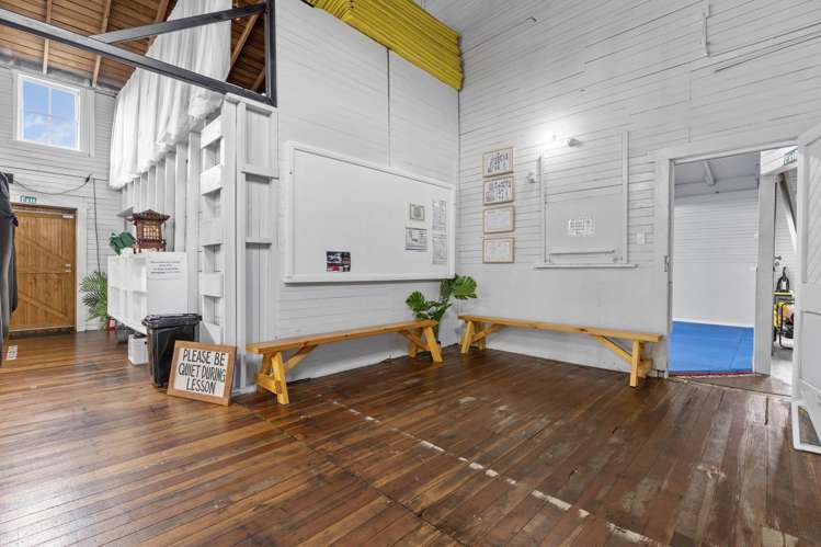 39 Huia Street_3