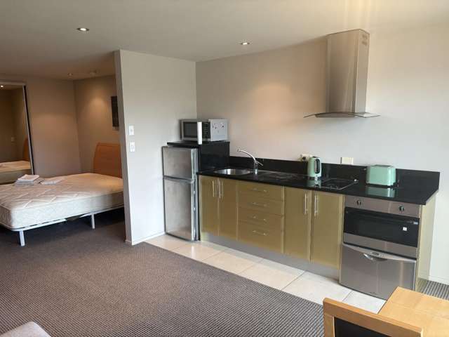 6 Durham Street Kingsview Apartments 11234_3