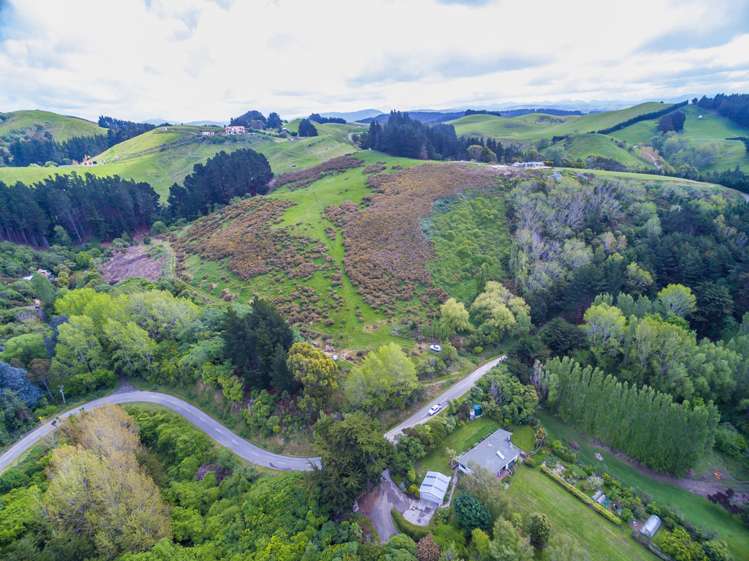 332 Cathedral Road Domett_6