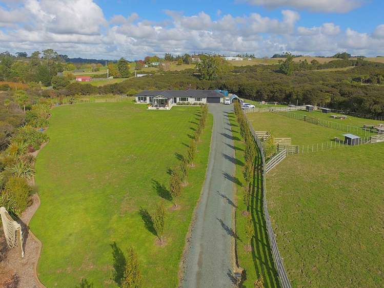 1 Ngaire Close Wainui_21